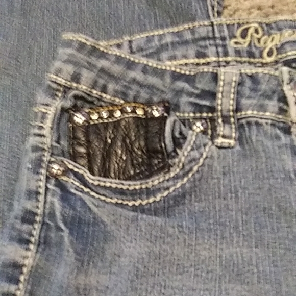 Request Jeans - Picture 5 of 10